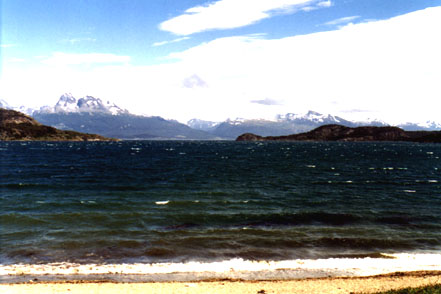 u12c.jpg (35622 bytes)